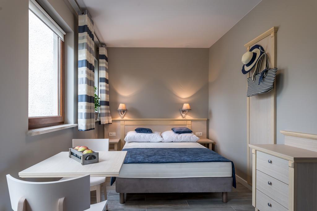 Farys Hotel Jastrzębia Góra Kültér fotó